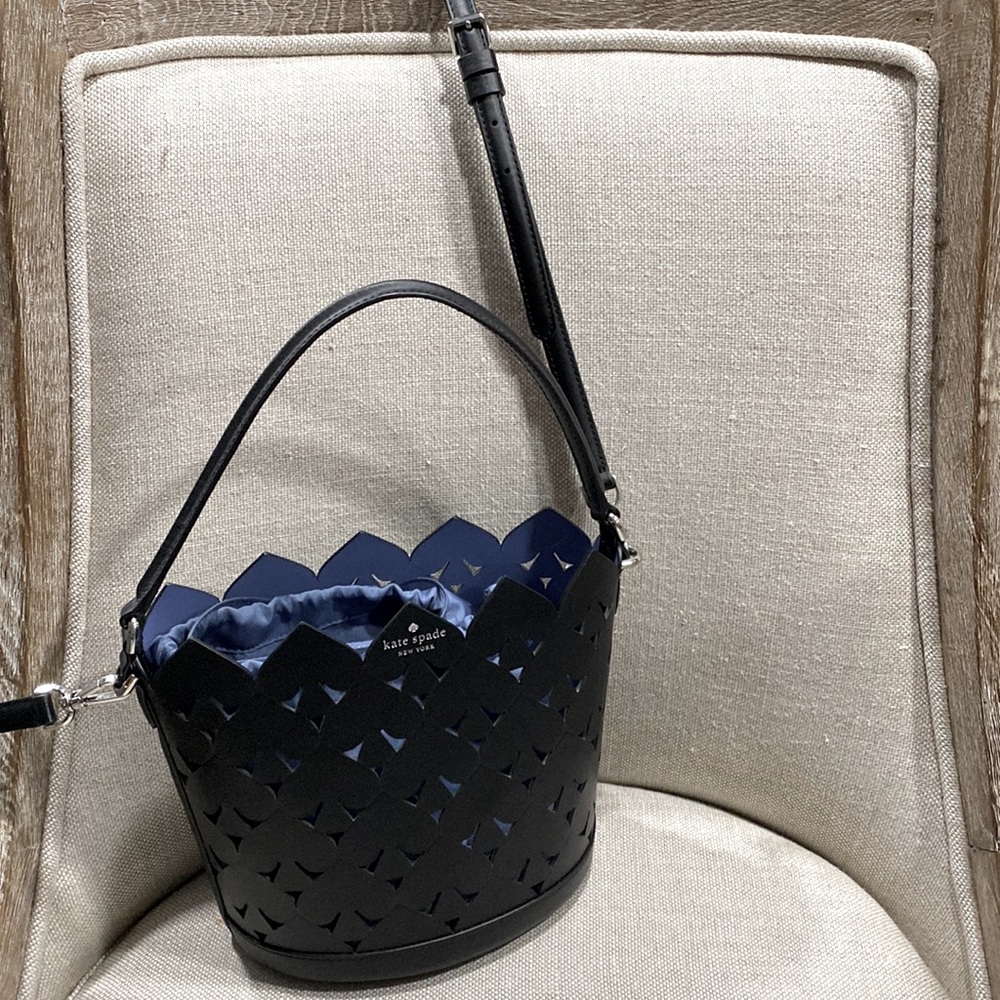 Kate Spade Ace Bucket bag optional crossbody - Picture 6 of 13